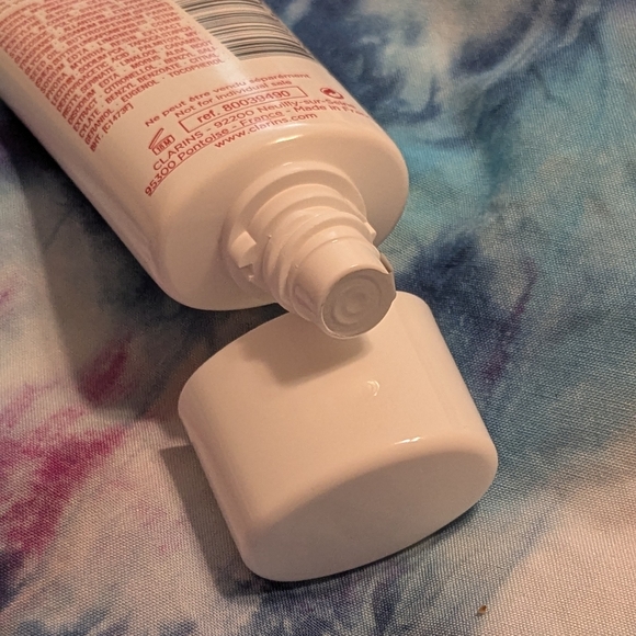 2/$10 Clarins Paris Hand and Nail Treatment Cream - New Sealed Tube - Picture 9 of 10